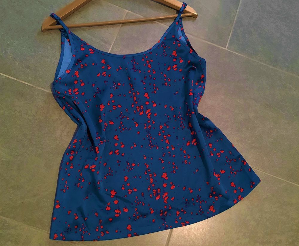 Caraco d�bardeur bleu - rouge satin� Won Hundred - T 40 10 Domart-en-Ponthieu (80)