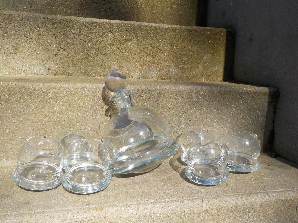 CARAFE CULBUTO ET SES 6 VERRES 5 Bubry (56)