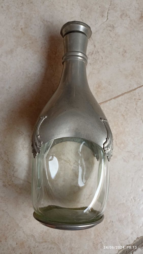 carafe en �tain Dumanoir collection 30 Vallauris (06)