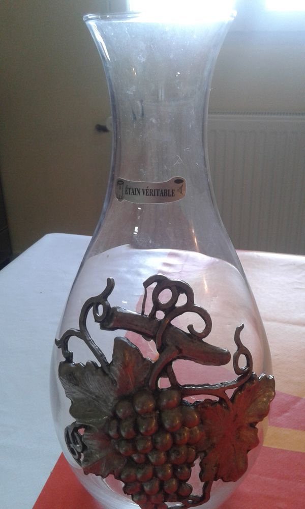 1 Carafe � vin en �tain v�ritable 8 Auneau (28)