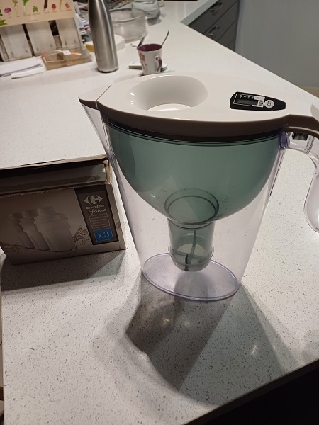 Carafe Filtrante avec Affichage Digital et Cartouche 10 Thorign� (79)