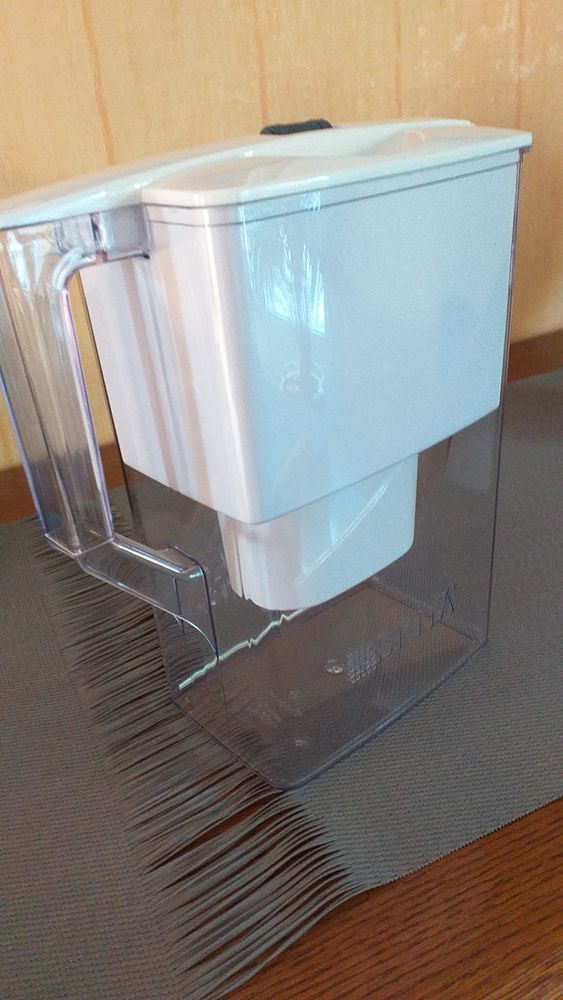 Carafe filtrante  BRITA 13 Essegney (88)