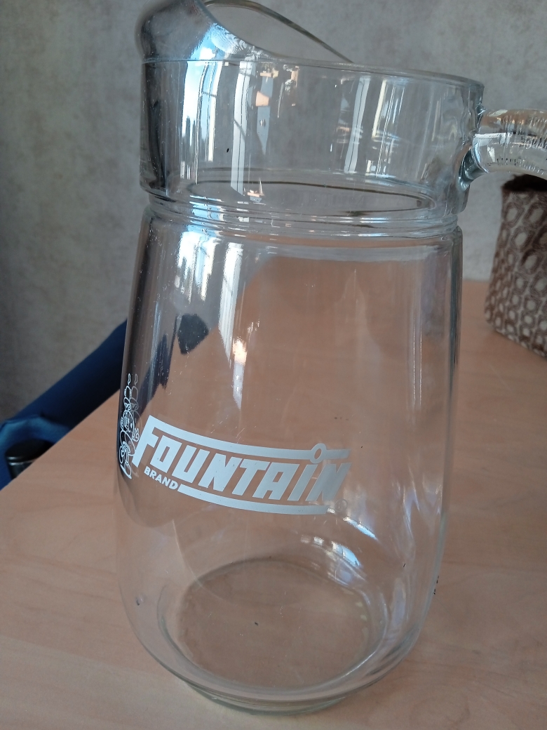 carafe fountain contenance 2l 6 Valognes (50)