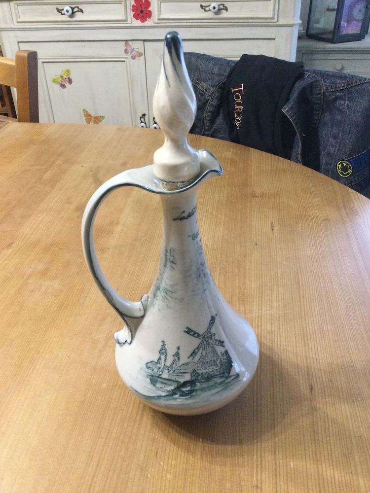 Carafe en porcelaine Labb� Fran�ois 40 Toulouse (31)