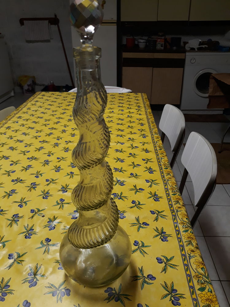 carafe verre torsad�e 8 Margency (95)