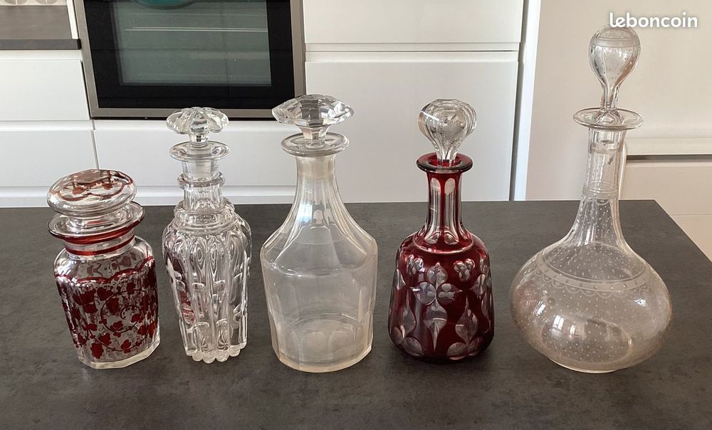 Carafes et decanters anciens mousseline et cristal de boh�me 100 Aix-les-Bains (73)