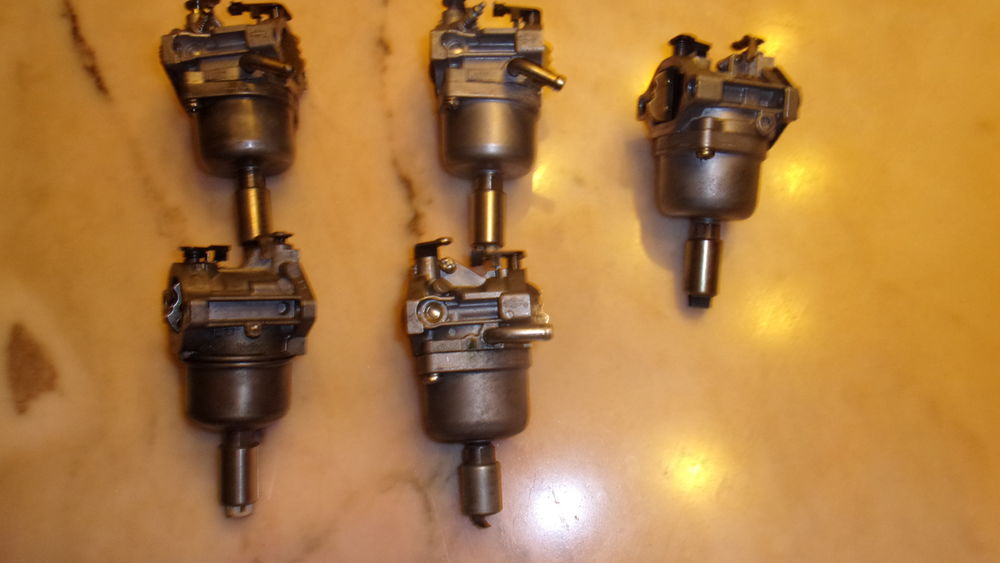 carburateur briggs stratton  complet prix 50�
50 Eaunes (31)