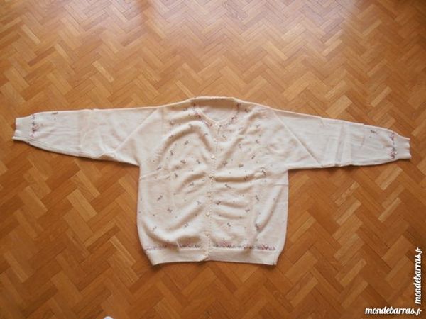 Cardigan beige brod� (49) 25 Tours (37)