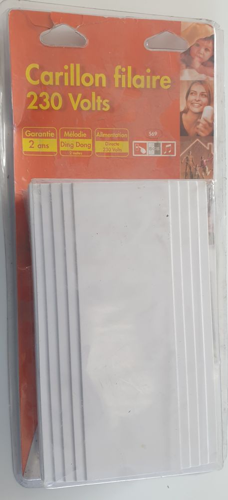 Carillon / Sonnette filaire 230 V
Jamais servi 15 Petite-�le (97)