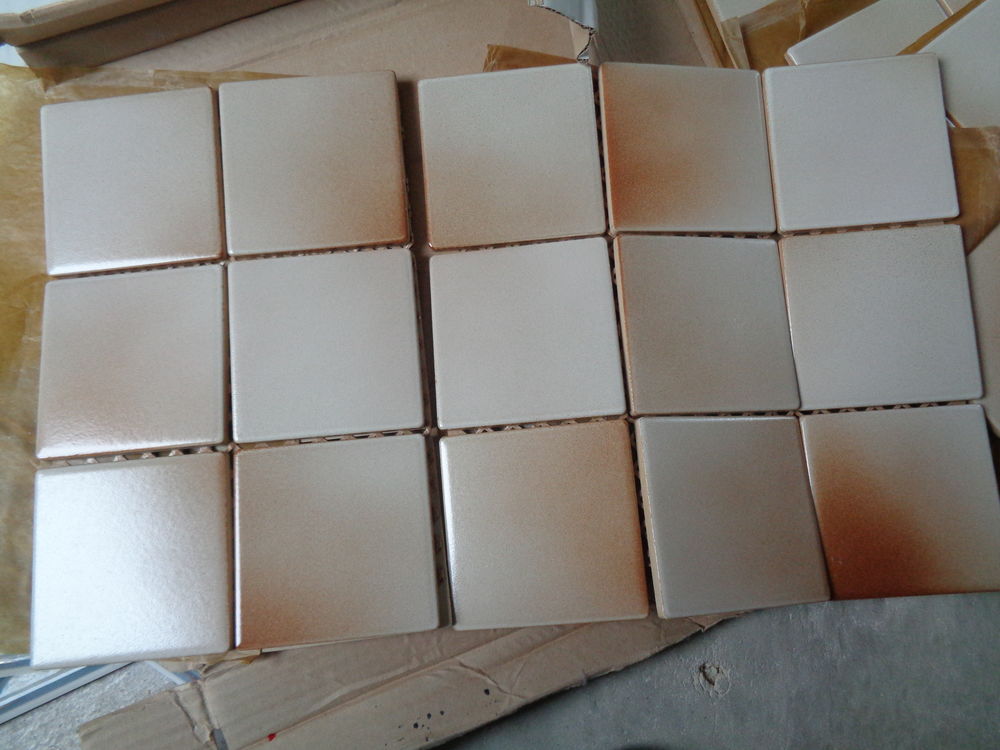 51 CARREAUX DE CARRELAGE BEIGE NEUF 0 Plouigneau (29)