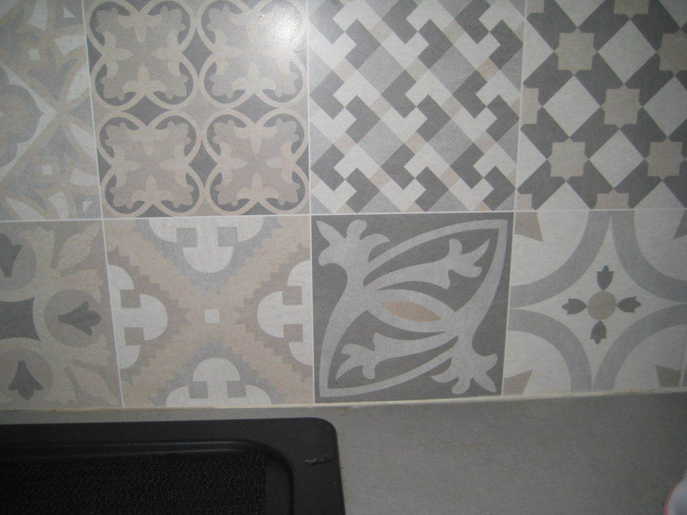 Carreaux de fa�ence
30 Sainte-Mesme (78)