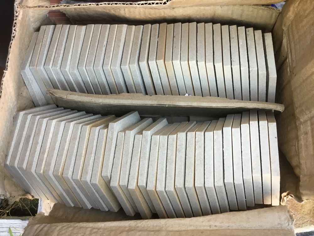 Carrelage ancien type tomette 50 Barges (70)