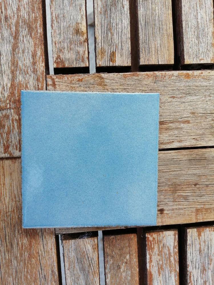 Carrelage � donner 0 Viuz-en-Sallaz (74)