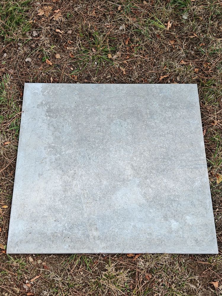 carrelage gris antiderapant 60 x 60 cm 30 Saint-Andr�-de-Cubzac (33)