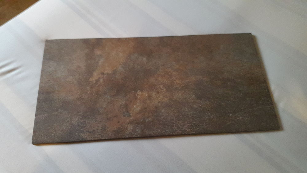 ,Carrelage neuf , 200 Saint-Martin-du-Mont (21)