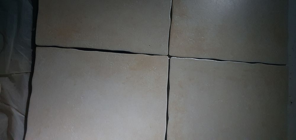 Carrelages Gr�s Ceram de qualit� sup�rieure. Neuf 700� 0 Blois (41)