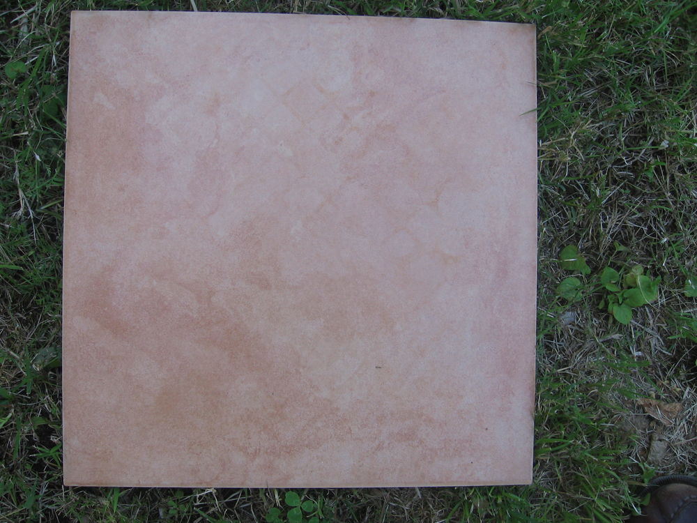 Carrelages neufs pour cuisine ou sdb � enlever � Antibes 50 Antibes (06)