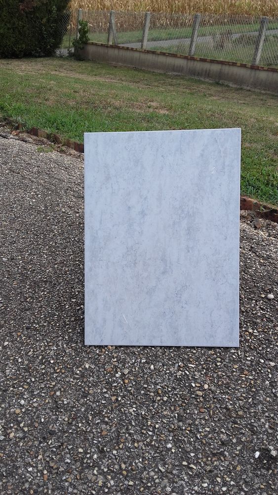 carrelages 150 B�g�-le-Ch�tel (01)