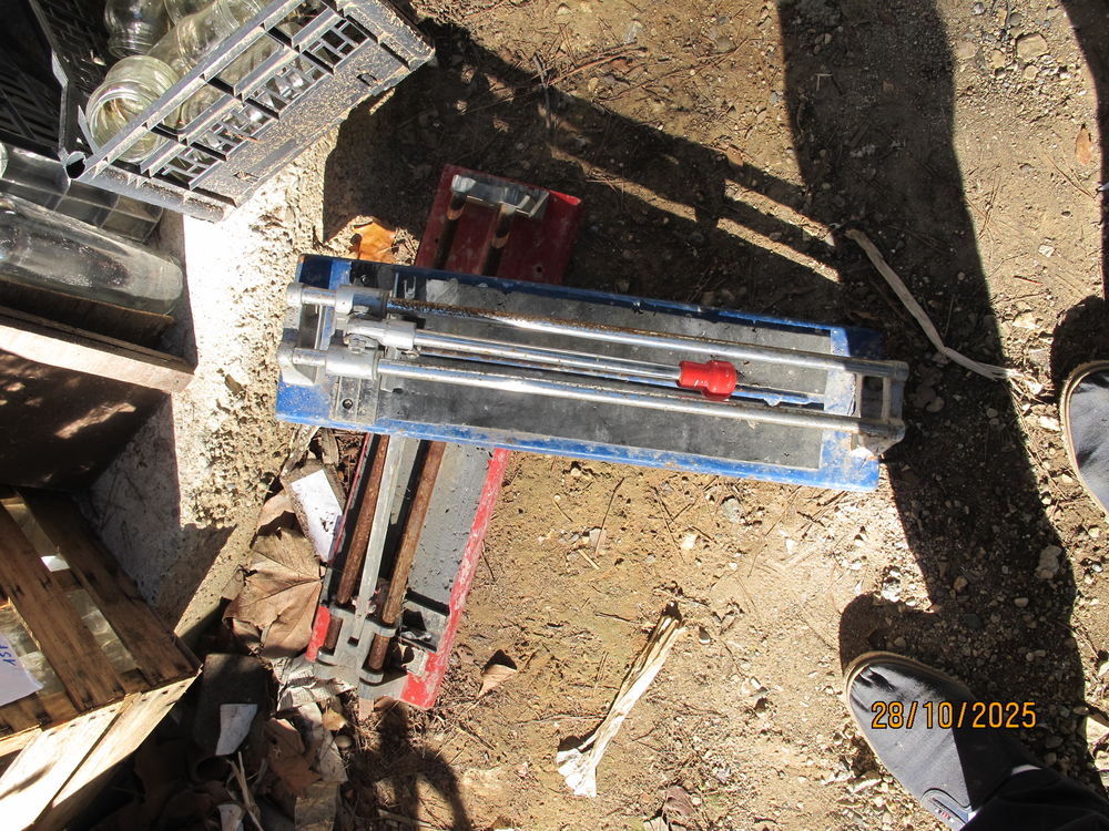 carrelette et coupe carrelage 15 Lambesc (13)