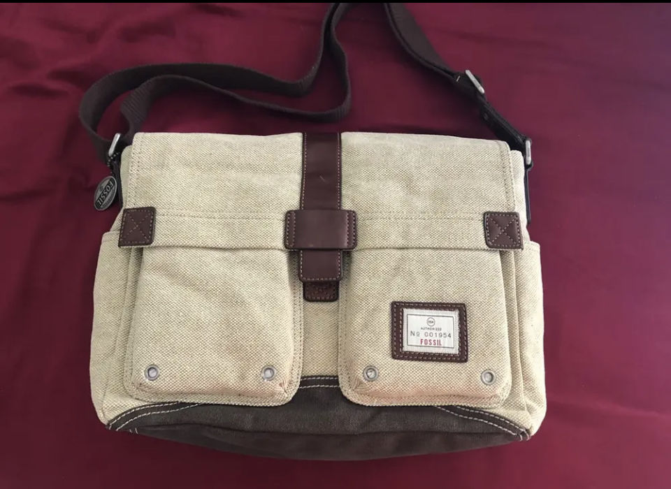 SAC CARTABLE FOSSIL 80 Verri�res-le-Buisson (91)