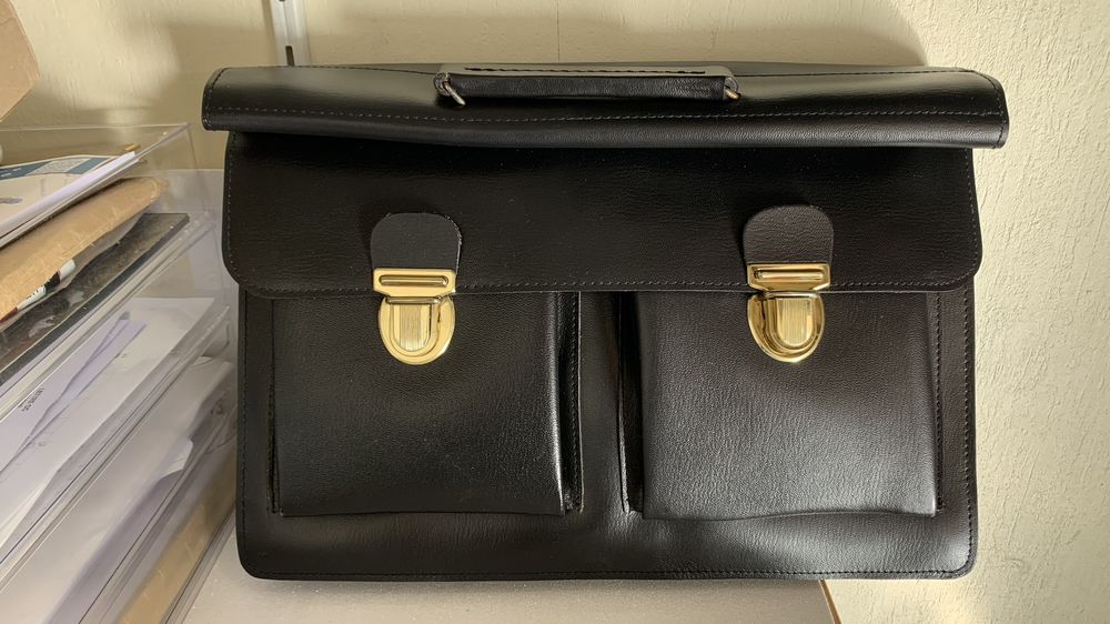 Cartable porte documents cuir noir Neuf Article 100% Neuf 17 Rosny-sous-Bois (93)