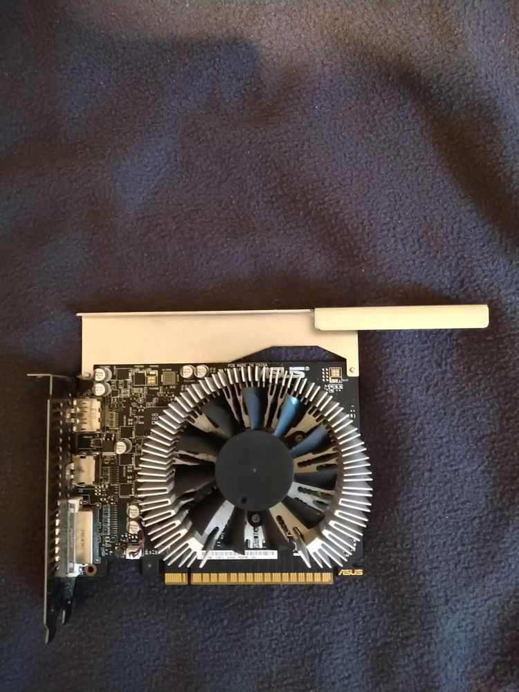 Carte graphique Asus nvidia geforce gtx 1050 50 Saint-Jean-de-Monts (85)