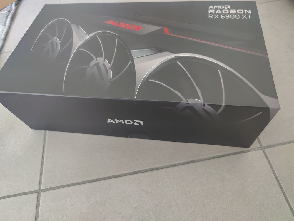 Carte graphique AMD Radeon RX 6900 XT? (neuve) 1400 Chamb�ry (73)