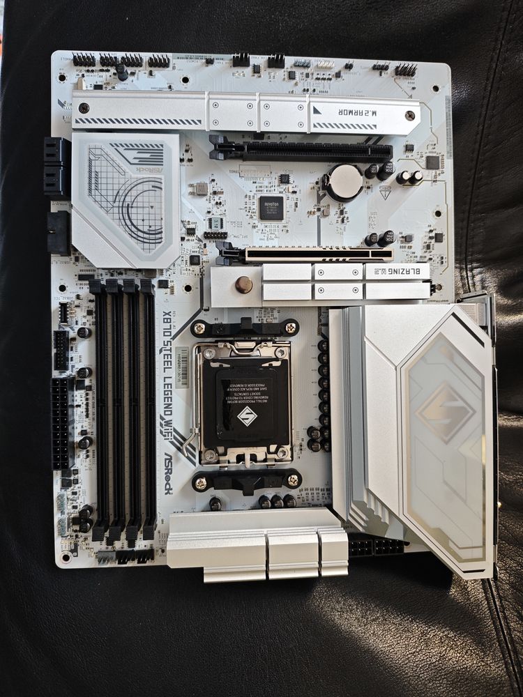Carte m�re Asrock x870 Steel Legend 199 Montlh�ry (91)