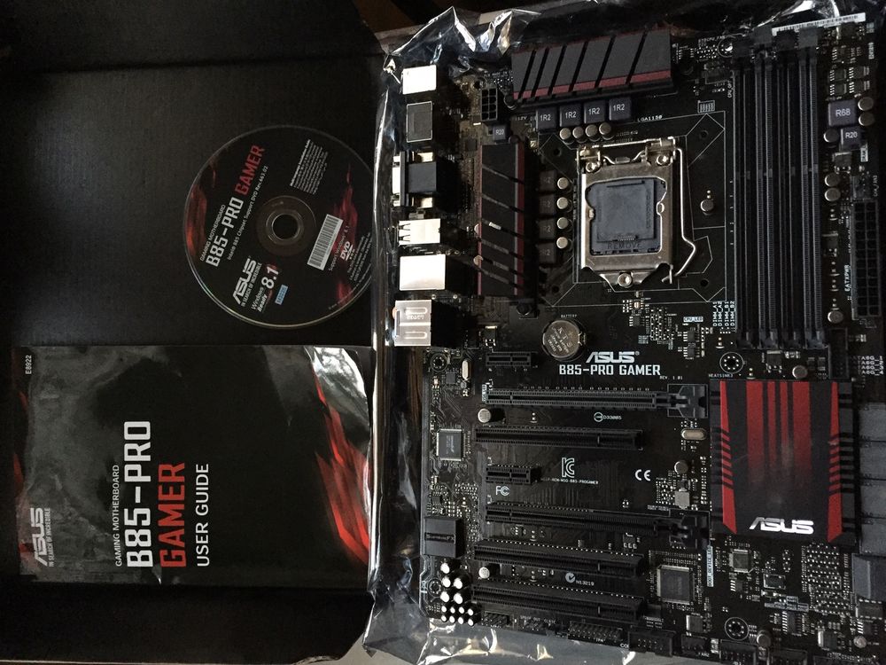 carte m�re ASUS pro gamer 29 Le Muy (83)