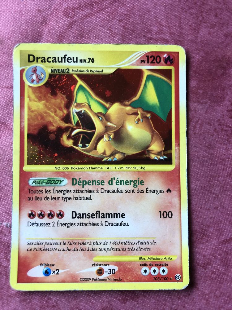 carte Pokémon Dracaufeu édition de 2009 secrète 103/100 150 Épinal (88)