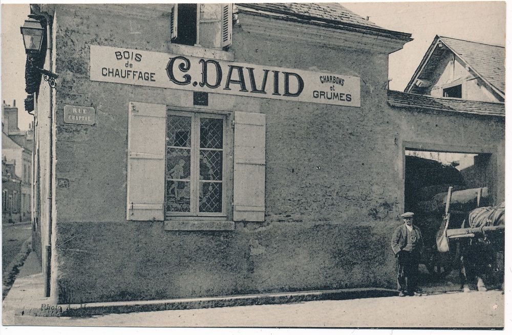 CPA. Carte Postale ancienne AMBOISE rue Chaptal 10 Amboise (37)