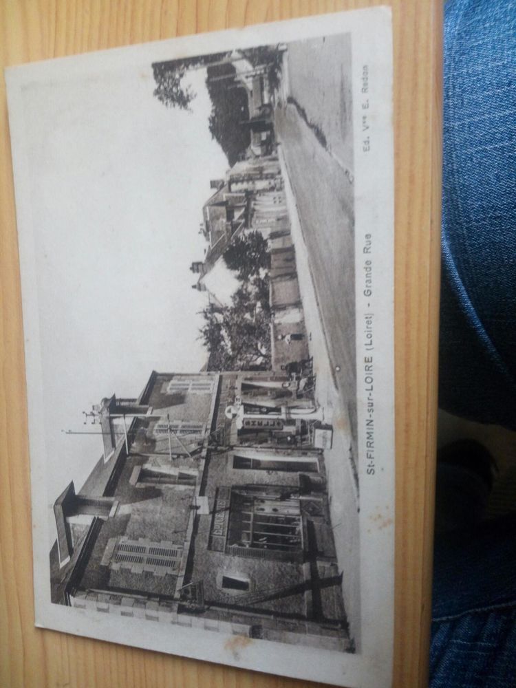 CARTE POSTALE ANCIENNE ST FIRMIN SUR LOIRE  GRANDE RUE 30 Levainville (28)