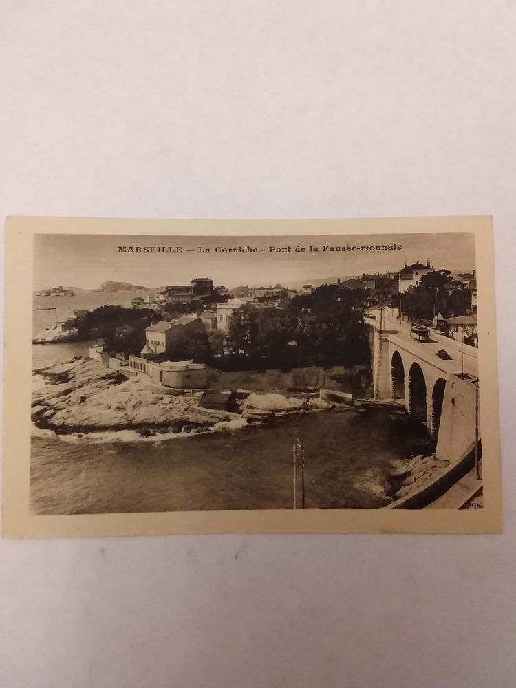 Carte postales ancienne Departement 13 3 Lisieux (14)