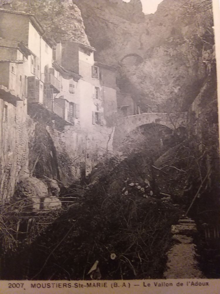 Carte postales ancienne Departement 04 3 Lisieux (14)