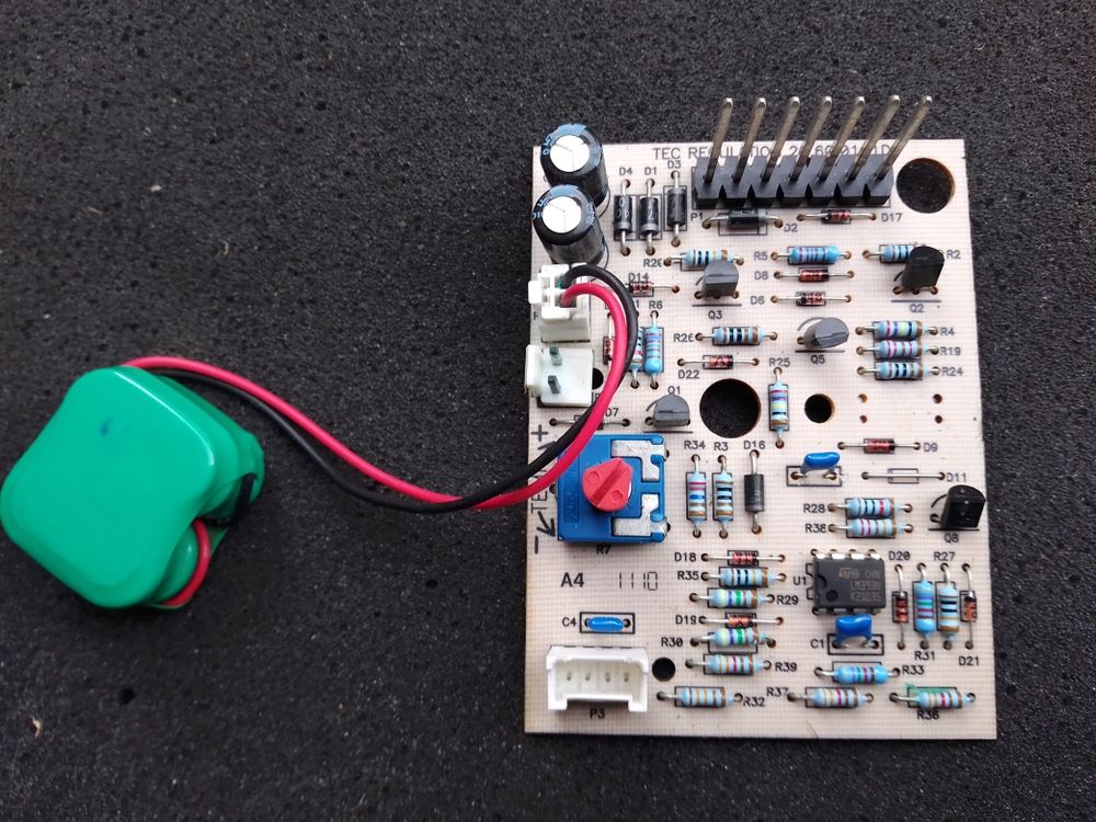 carte de r�gulation chauffe eau 25 Beauvoir (50)