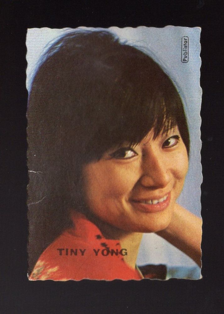 Carte Tiny YONG Publistar petit format 4 Argenteuil (95)