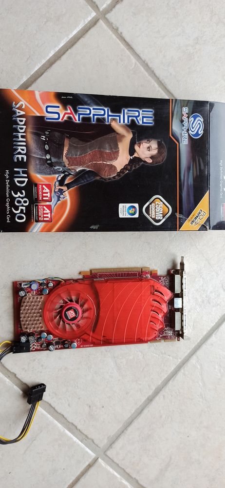 Carte vid�o ATI HD 3850 20 Vern-sur-Seiche (35)