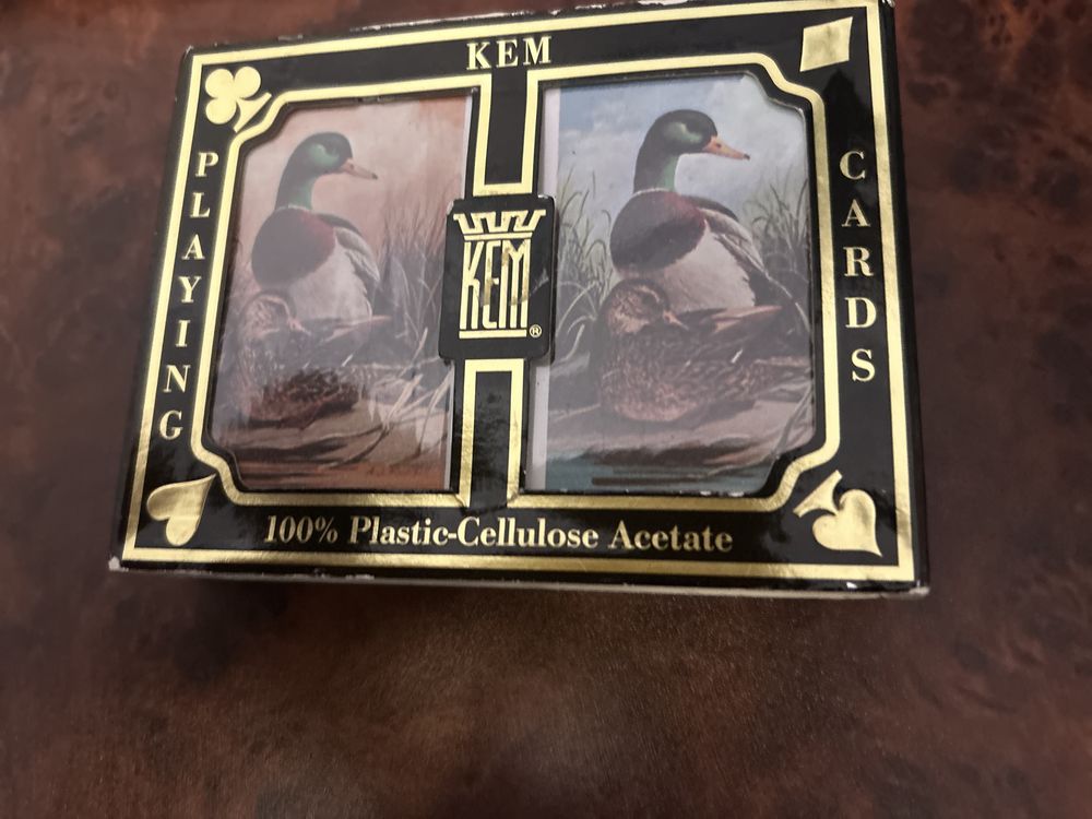 Jeu de cartes KEM et coffret en noyer 270 Saint-Maur-des-Foss�s (94)