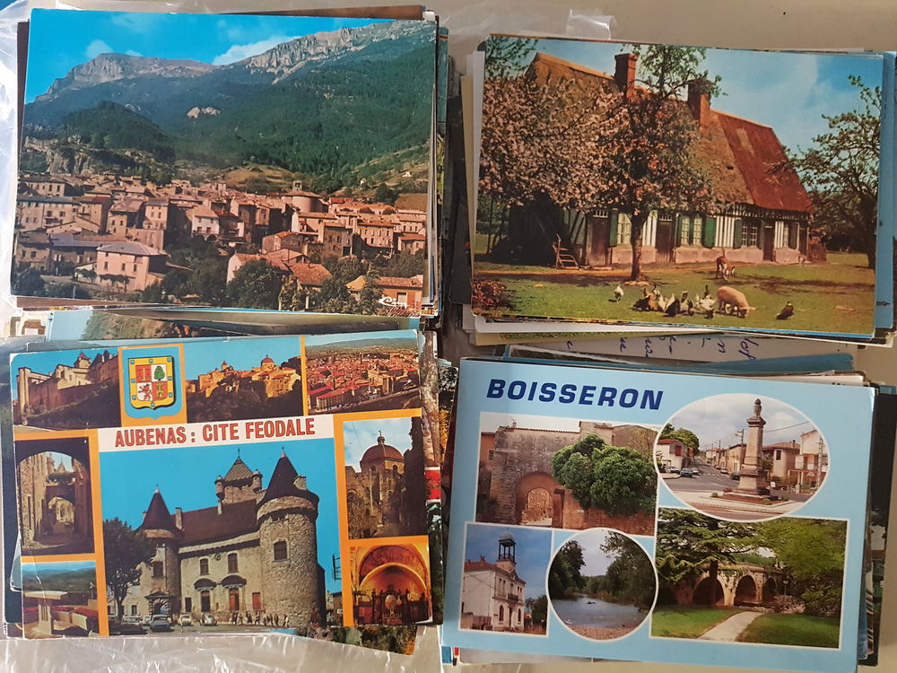 Cartes Postales, LOT Quantit�: 250 6 Genay (69)