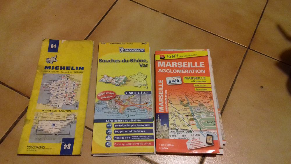 Lot de 3 cartes routi�res
10 Sept�mes-les-Vallons (13)