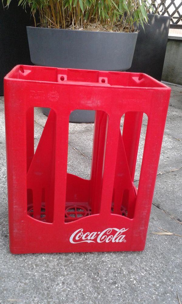 Casier a bouteilles Coca Cola 25 Le Blanc-Mesnil (93)