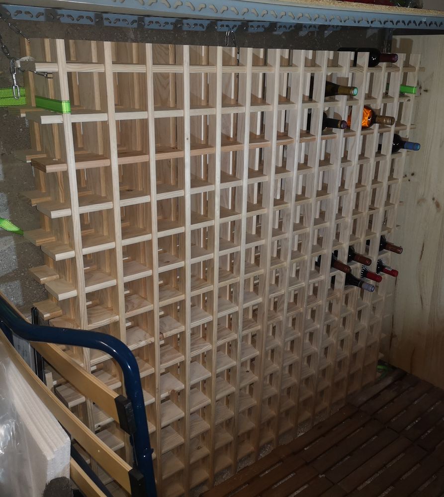 Casier � bouteilles en pin massif brut 169 bouteilles 120 Maisons-Alfort (94)