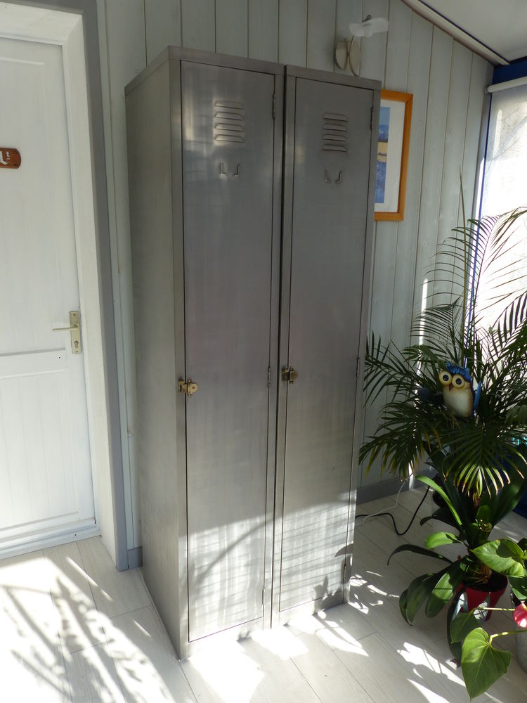 Casier finition en m�tal bross� 350 Batz-sur-Mer (44)