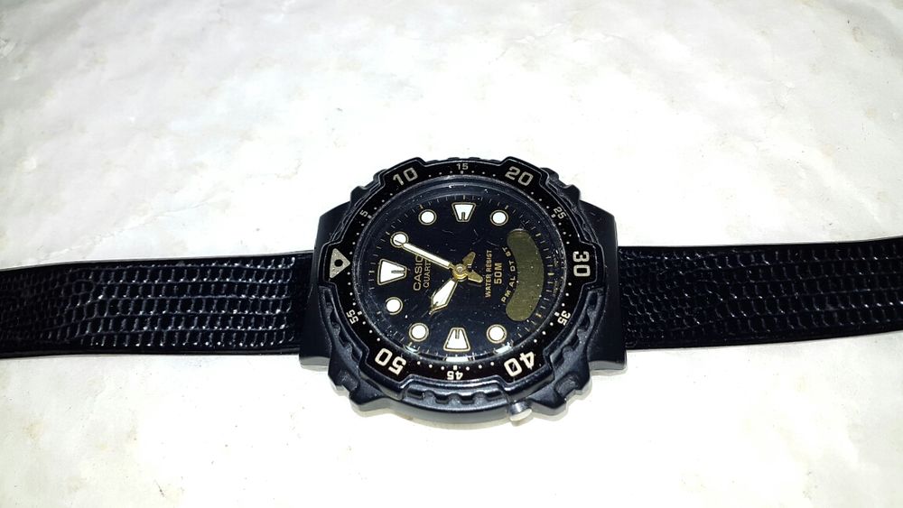 CASIO WATERPROOF ( 50M ) 65 Marseille 3 (13)