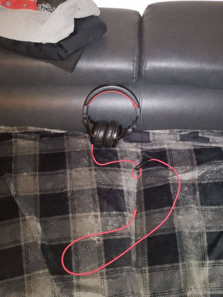 casque audio wicked 50 Marseille 4 (13)