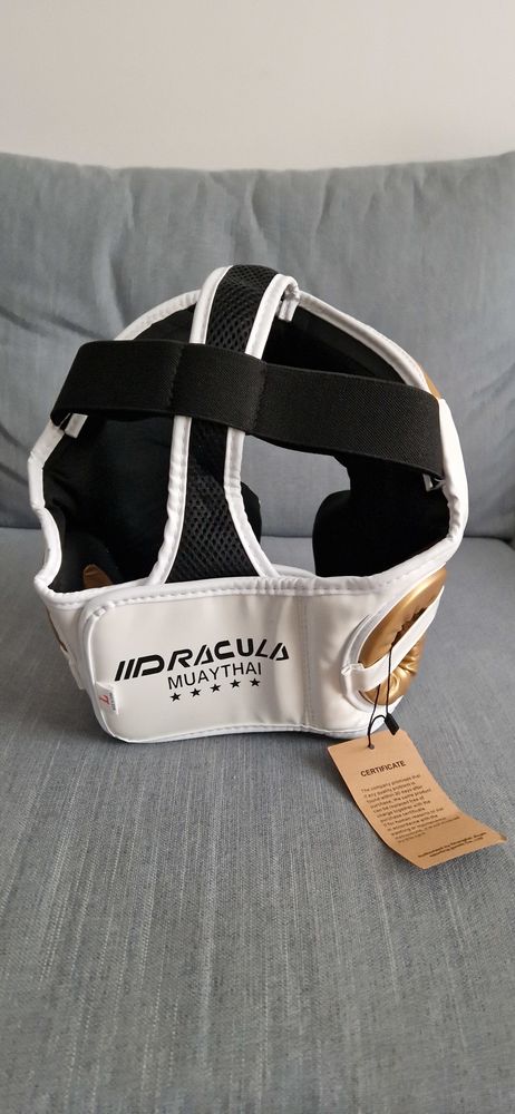 casque de boxe neuf avec �tiquette 80 Villefranche-de-Lauragais (31)