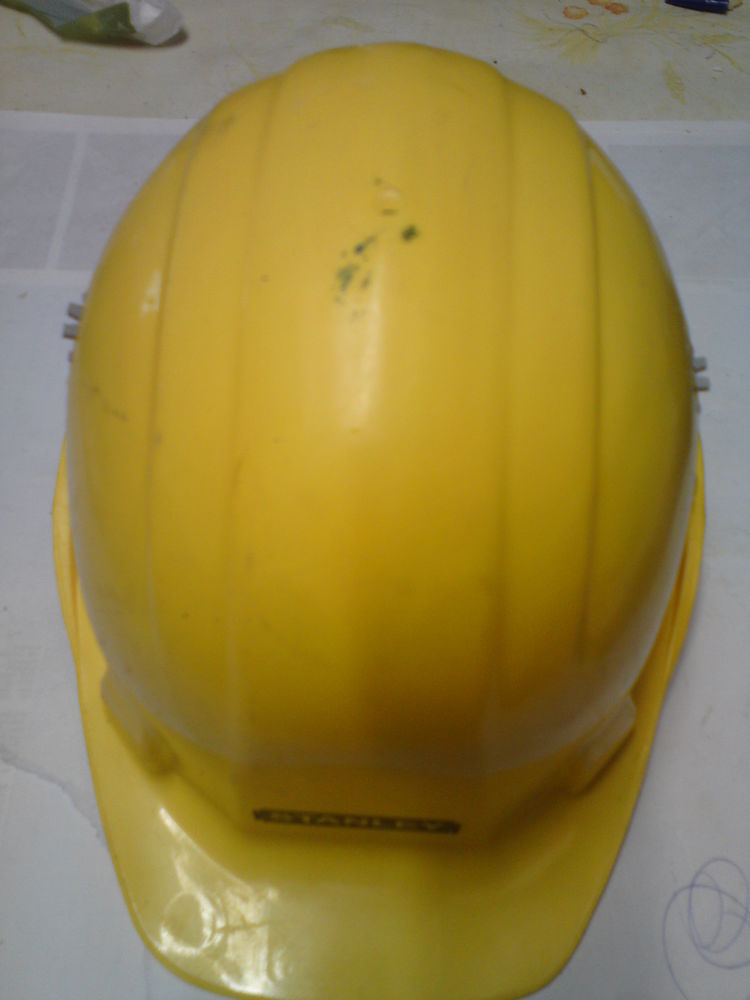 CASQUE  DE CHANTIER  NEUF 12 Le Creusot (71)
