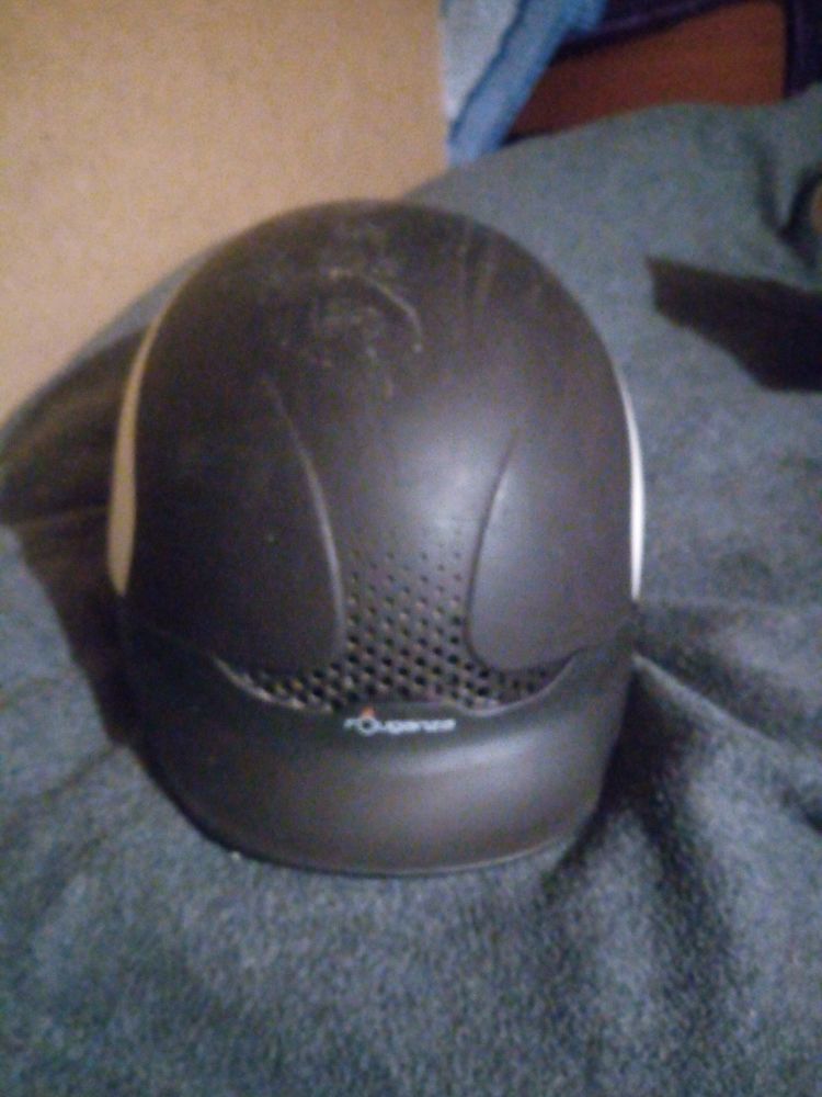 Casque �quitation enfant 15 Lescure (09)