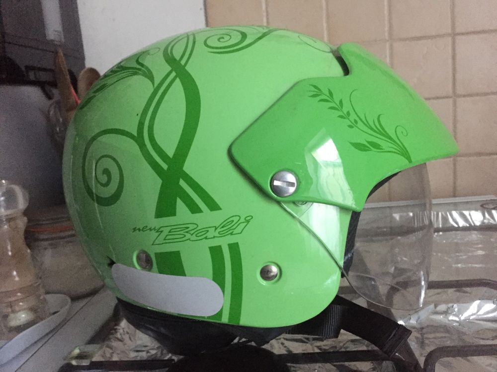 Casque de moto 40 Moulins (03)