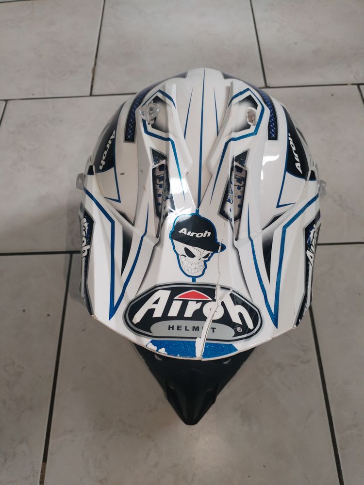 Casque motocross vtt AIROH (Taille M) 29 Brillon-en-Barrois (55)
